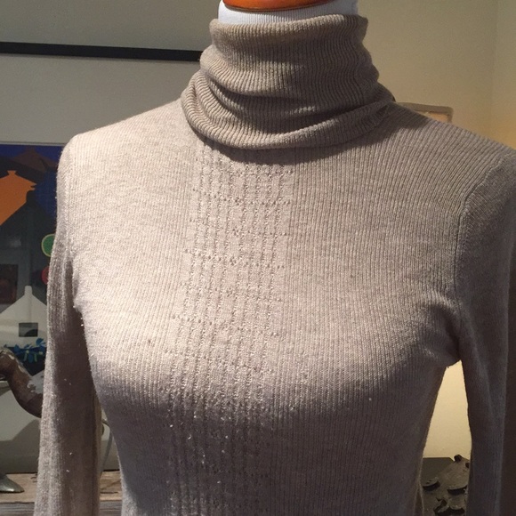 Twelfth Street Cynthia Vincent cashmere turtleneck - Picture 2 of 5